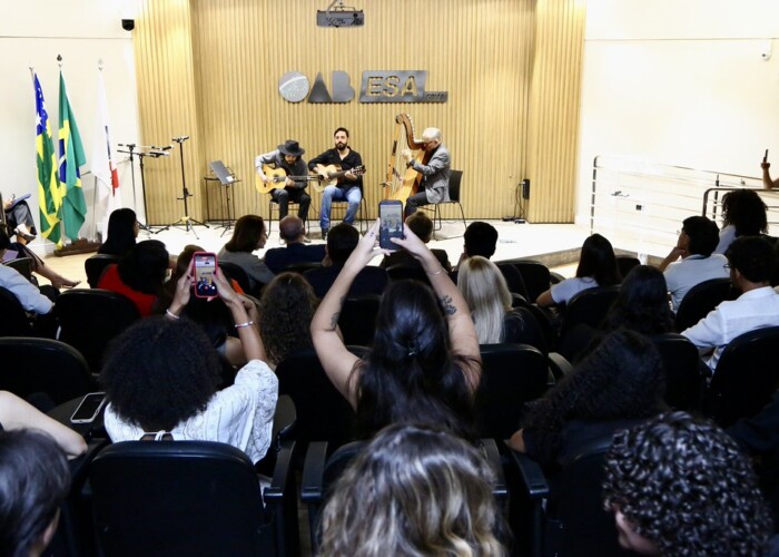 OAB-GO e TJGO firmam parceria na área cultural; comissão cultural da Ordem promove abertura da primeira exposição com obras do acervo do tribunal na ESA-GO
